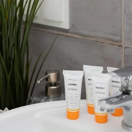 Lejlighed Sokolowska One Bedroom By Renters Warszawa